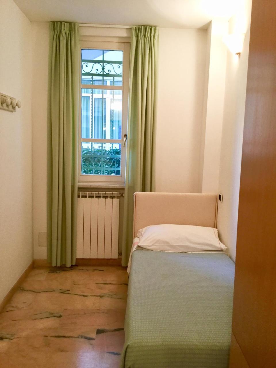 La Villetta Appartamenti Per Vacanze Finale Ligure Exteriör bild