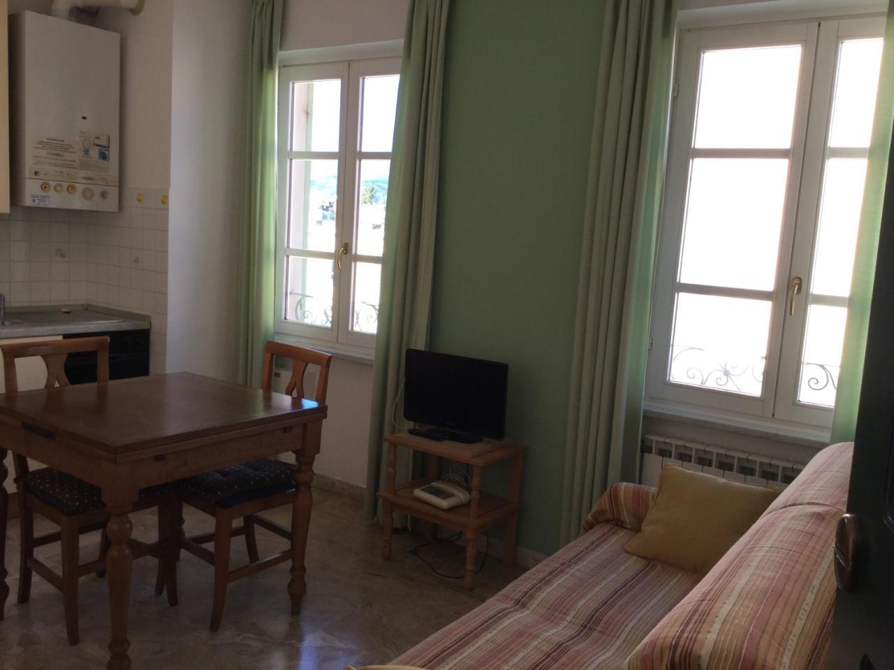 La Villetta Appartamenti Per Vacanze Finale Ligure Exteriör bild