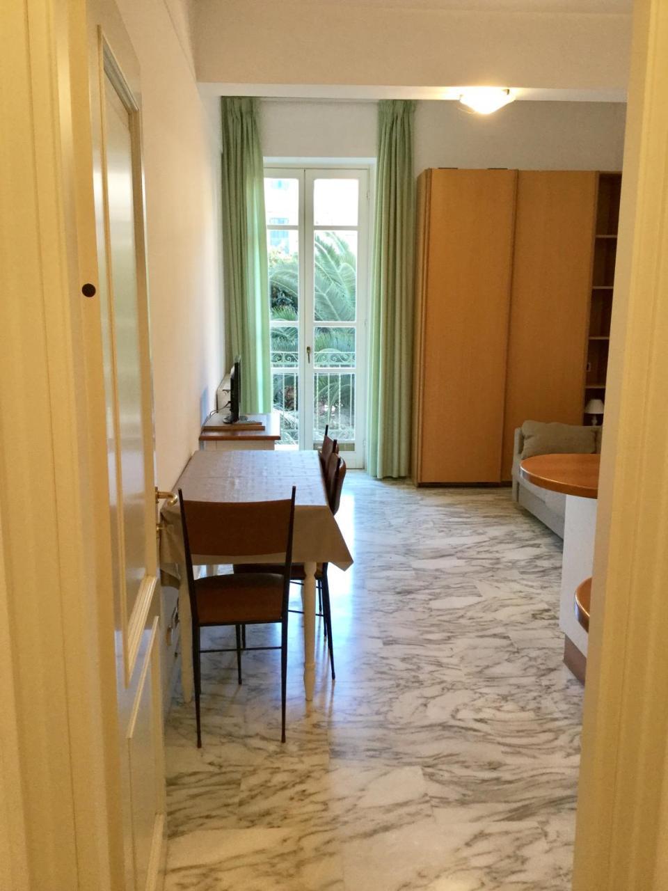 La Villetta Appartamenti Per Vacanze Finale Ligure Exteriör bild