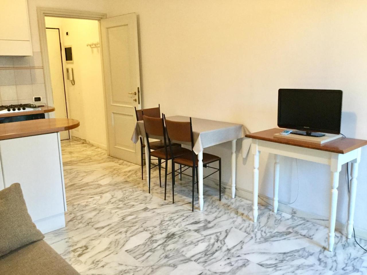 La Villetta Appartamenti Per Vacanze Finale Ligure Exteriör bild